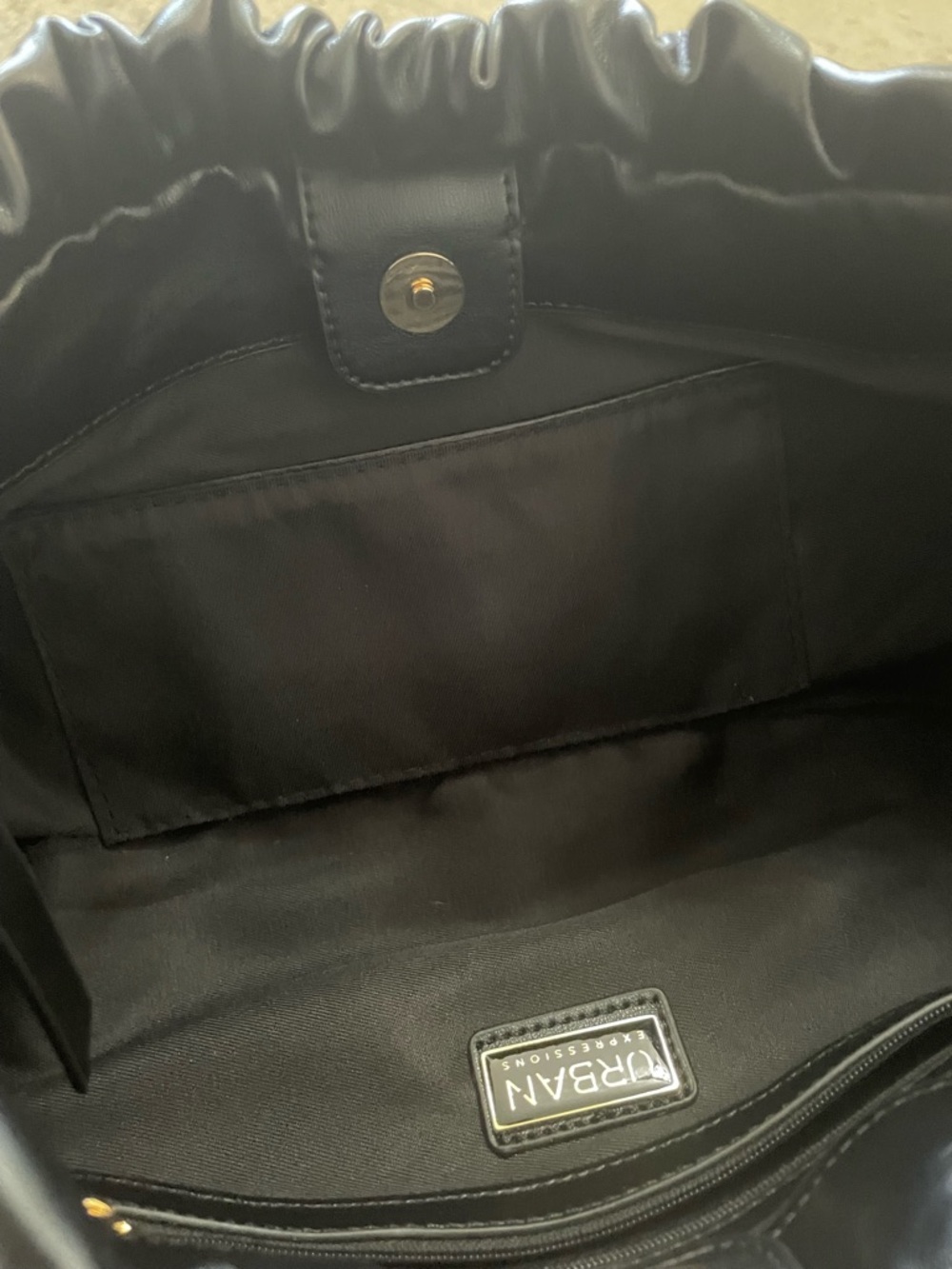 Urban Expressions - Ruched Drawstring Shoulder Bag - Picture 5 of 10